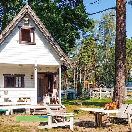 1 Bedroom Beautiful In Σπίτι διακοπών