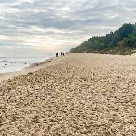 1 Bedroom Beautiful In Prázdninový dům *