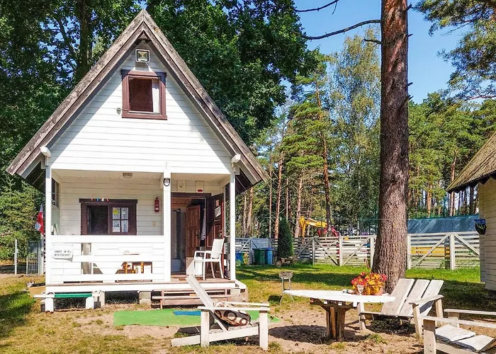 1 Bedroom Beautiful In Prázdninový dům